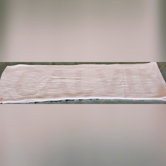 Calvin Klein 72x12" Knit Scarf Pastel Pink - Picture 2 of 9